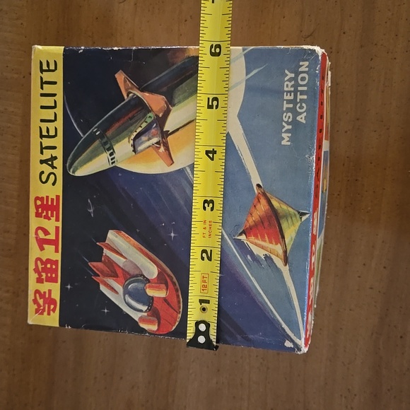 Vintage Mystery Action Satellite Tin Toy in original box - Picture 8 of 13